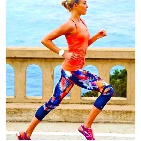Athleta Pants - Athleta Lava Sonar Capri Cropped Leggings Women Size XXS Zip Pocket Yoga Gym